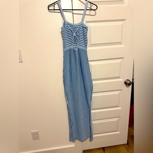 Sweater dress cut out front super cute size small